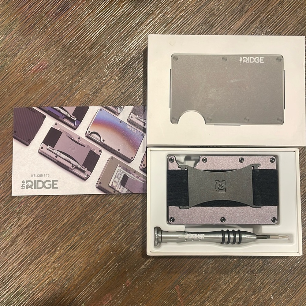 The Ridge Men’s wallet- brand new never used